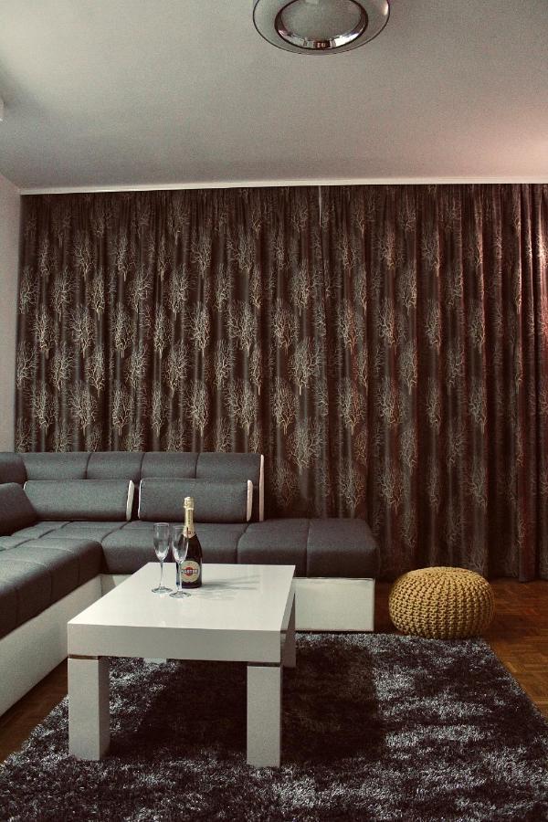 Ramonda - New Belgrade Apartment Luaran gambar