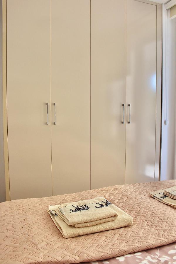 Ramonda - New Belgrade Apartment Luaran gambar