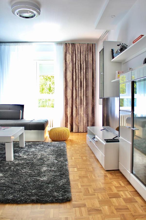 Ramonda - New Belgrade Apartment Luaran gambar